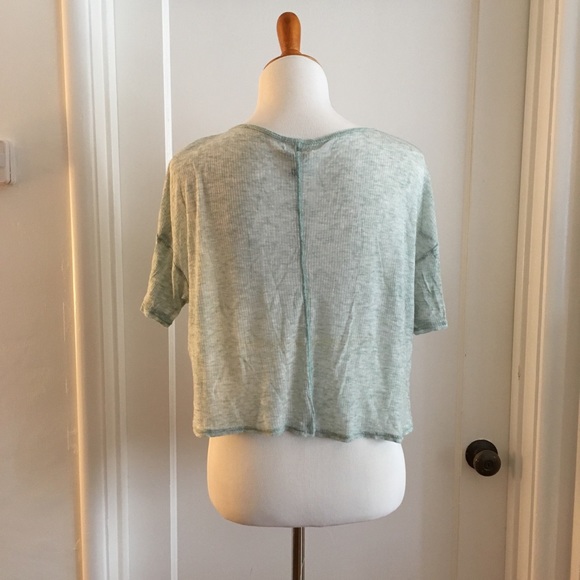 Tee👙 - Picture 2 of 3